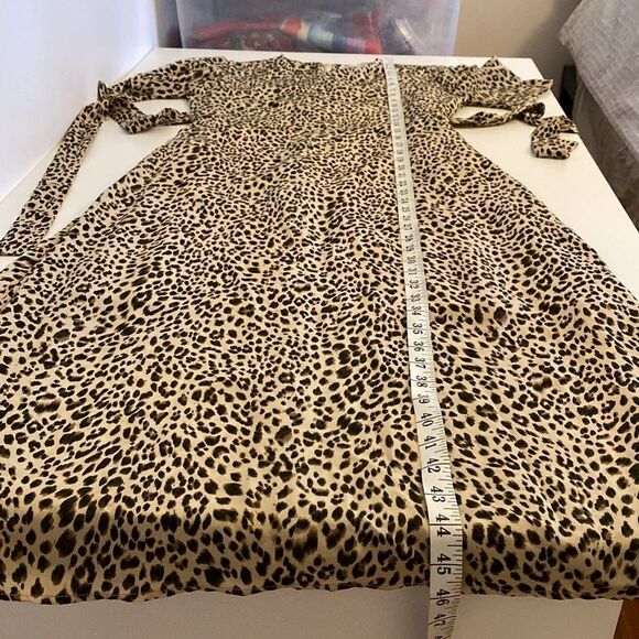 Showroom Leopard Print Tie Back Midi Dress Size Large - Picture 14 of 14